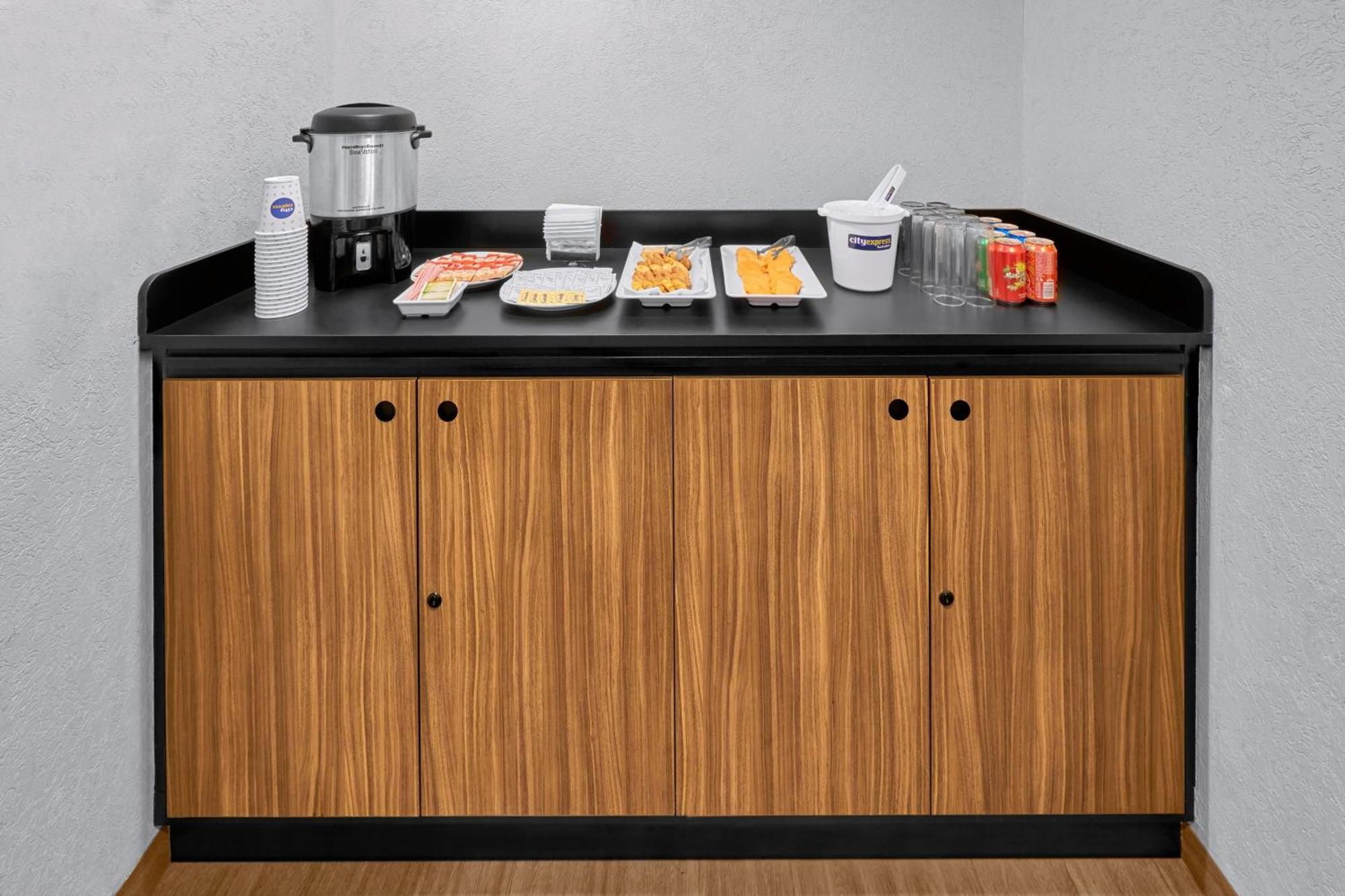 City Express By Marriott Tampico Altamira Miramar  Ngoại thất bức ảnh